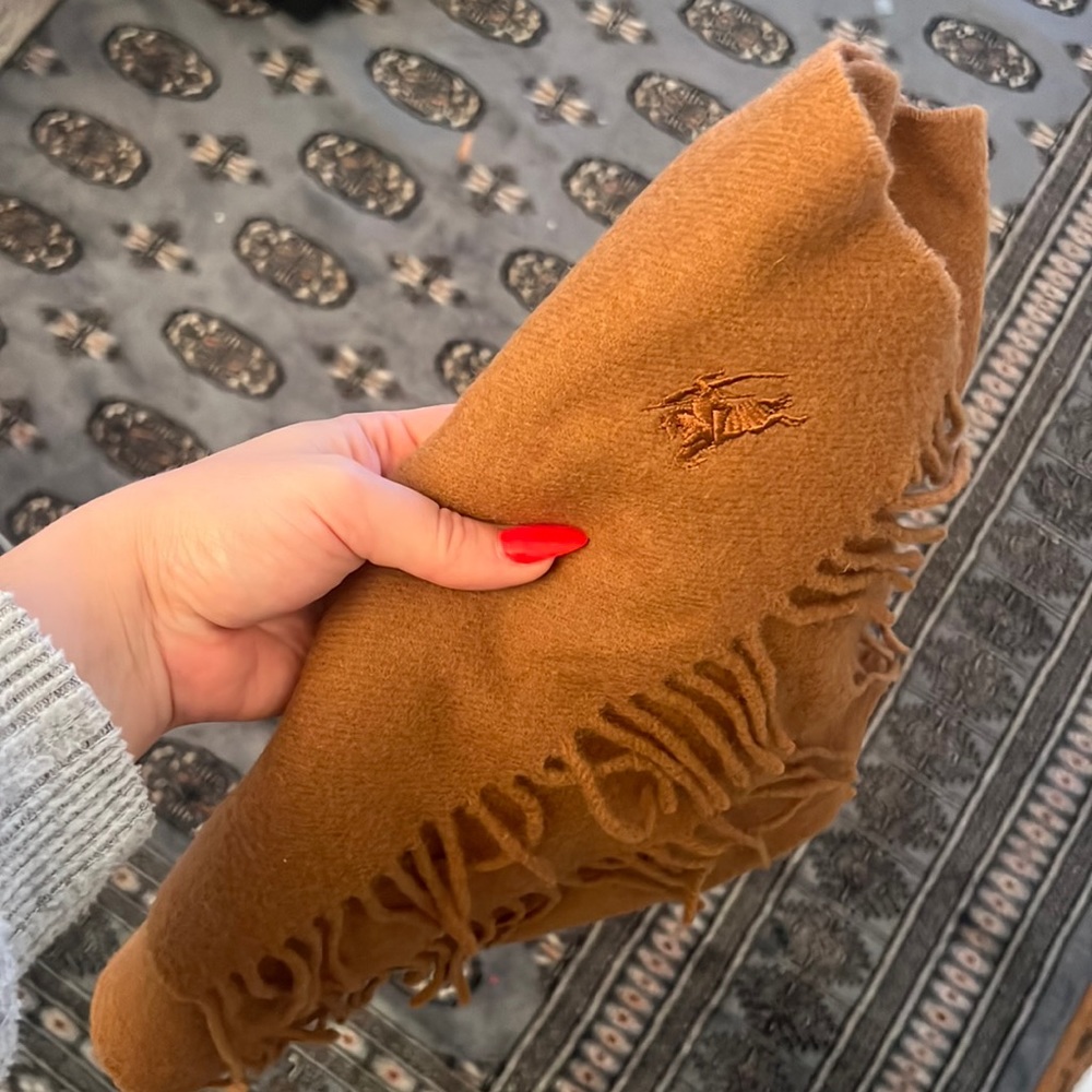 Burberry Burberrys vintage Scarf classic Lambswool Solid Plain Brown khaki